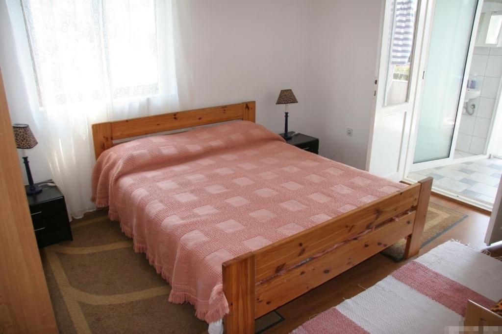 Apartment In Kukljica With Sea View, Terrace, Air Conditioning, Wi-Fi Bagian luar foto